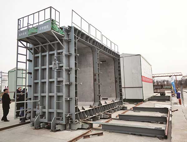 張家口華宇臥式管廊模具現場